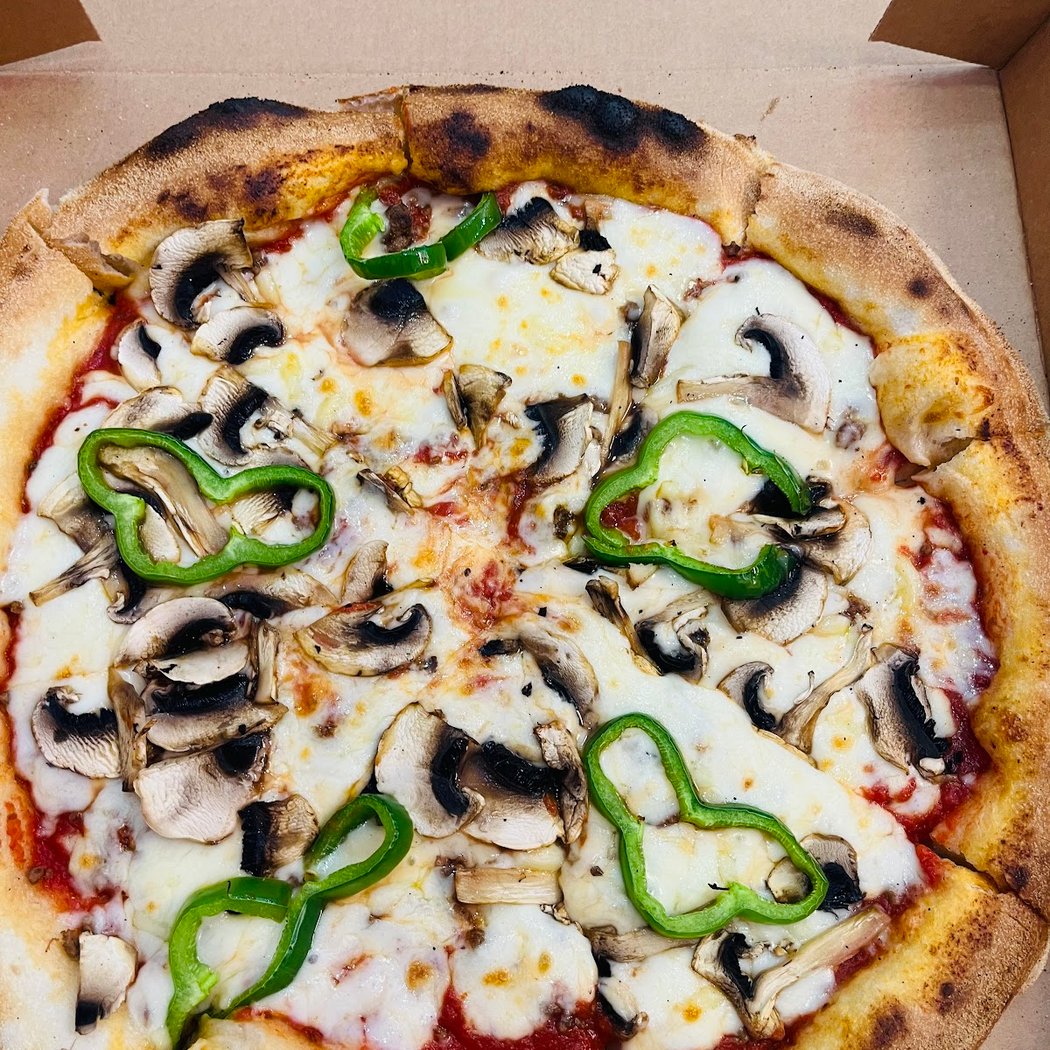 Royal pizza 3